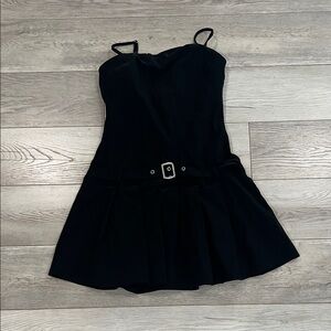 GBlack Spaghetti-Strap Belted Formal Dress! Worn only once.